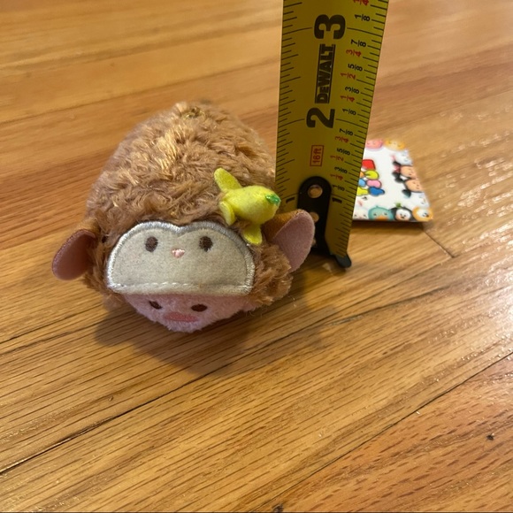 BNWT Disney Tsum Tsum Piglet in Monkey Costume - Picture 7 of 7
